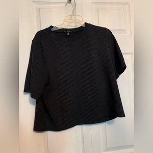 Blacked cropped tee